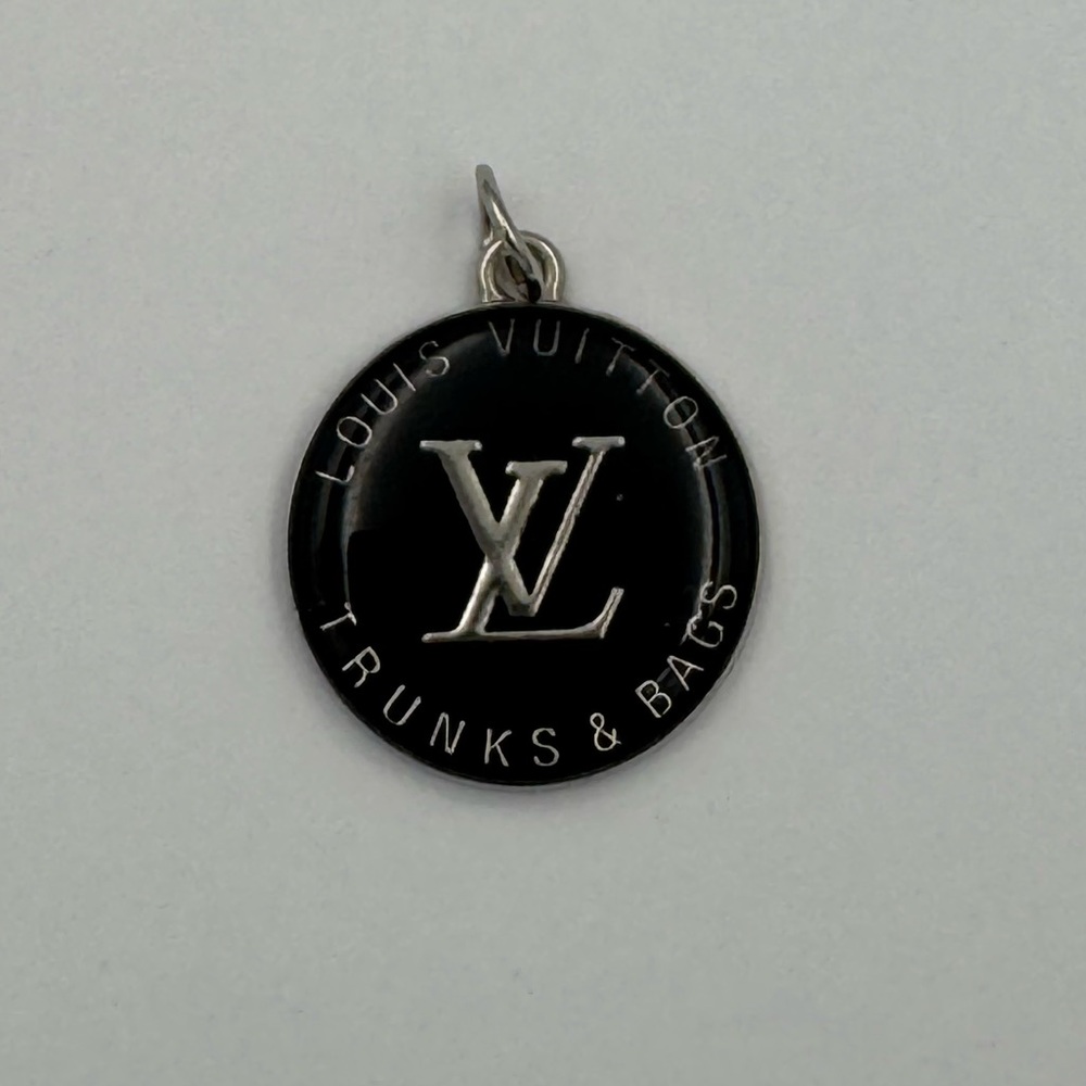 Louis Vuitton Pendant Jewelry